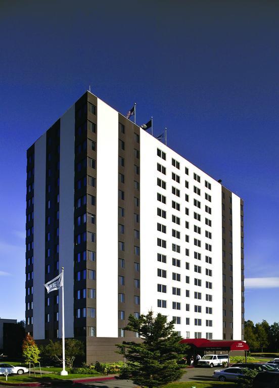 Inlet Tower & Hotel 3*
